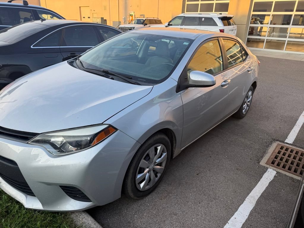 Used 2014 Toyota Corolla LE FWD image 1