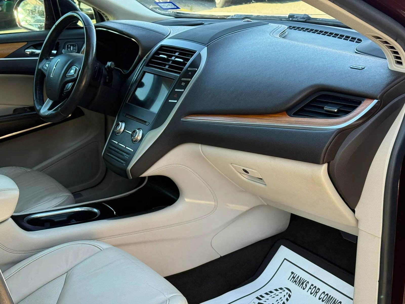 Used 2019 Lincoln MKC Select w/ Select Plus Package image 18