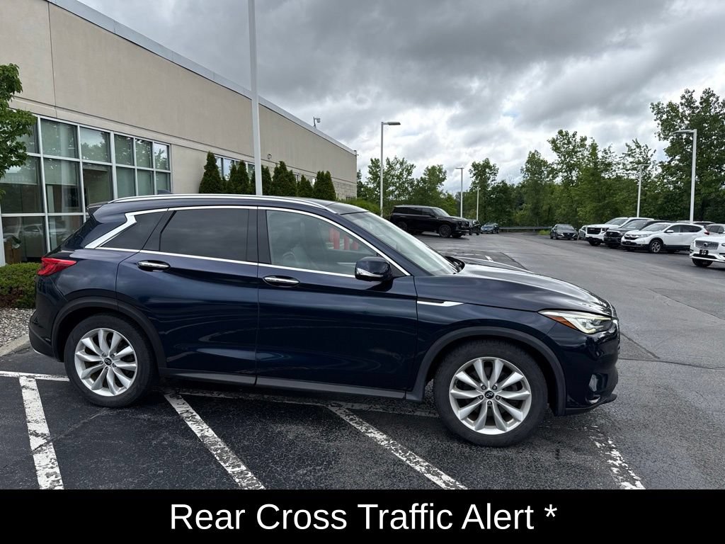 Used 2019 INFINITI QX50 Essential w/ Premium Heat Package AWD/4WD image 5