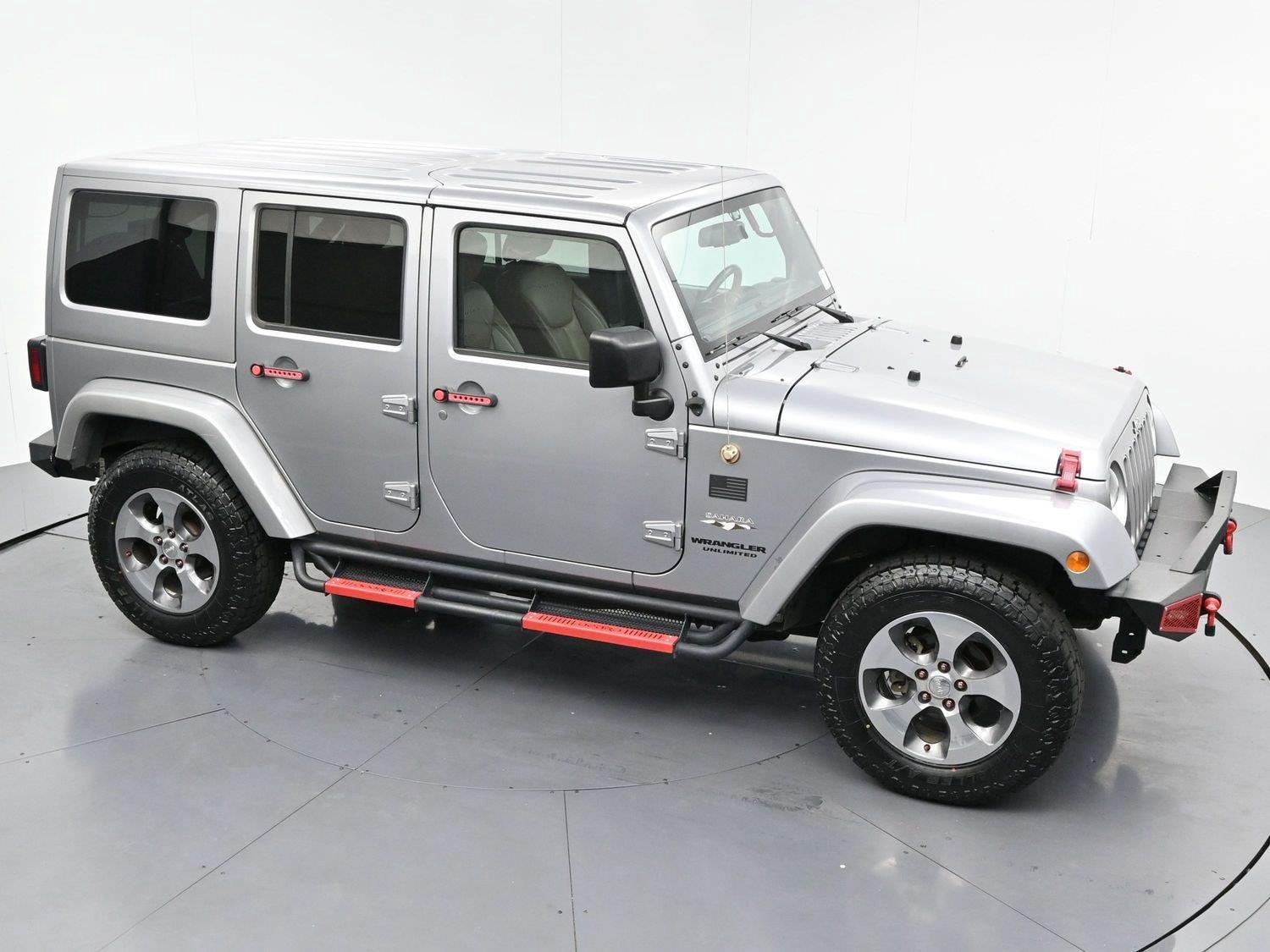 Used 2017 Jeep Wrangler Unlimited Sahara w/ Dual Top Group AWD/4WD image 42
