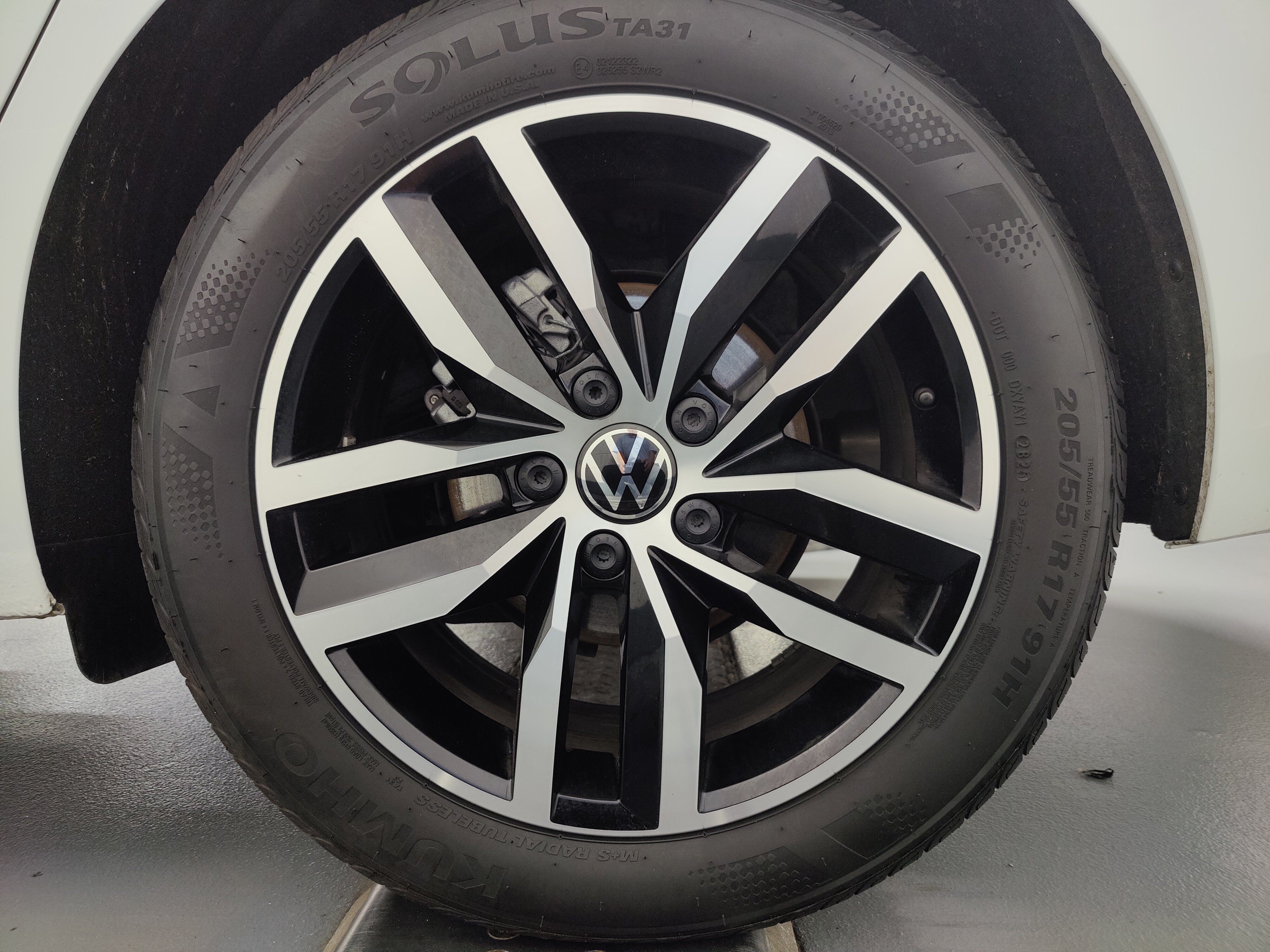 Used 2026 Volkswagen Jetta SE FWD image 21