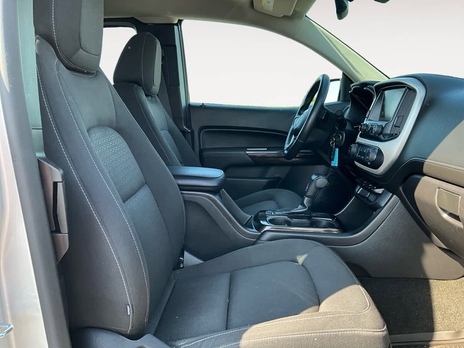 Used 2015 GMC Canyon SLE w/ SLE Convenience Package AWD/4WD image 17