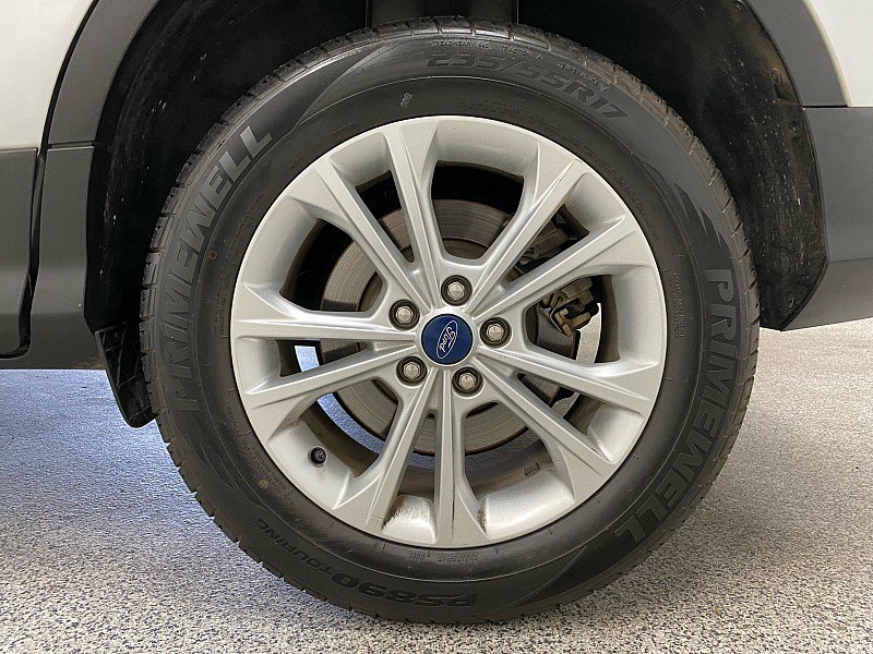Used 2018 Ford Escape SE w/ Ford Safe & Smart Package image 24