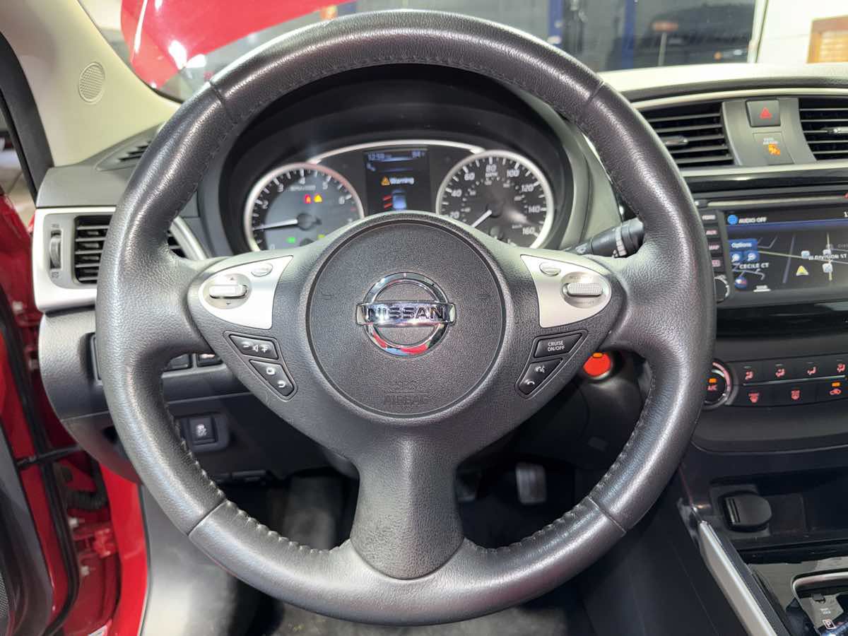Used 2016 Nissan Sentra SR w/ Driver's Assist Package FWD image 18