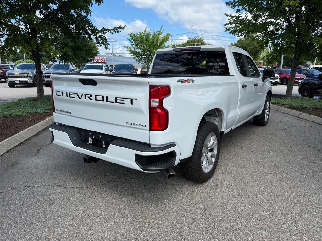 Used 2019 Chevrolet Silverado 1500 Custom w/ Custom Value Package AWD/4WD image 5