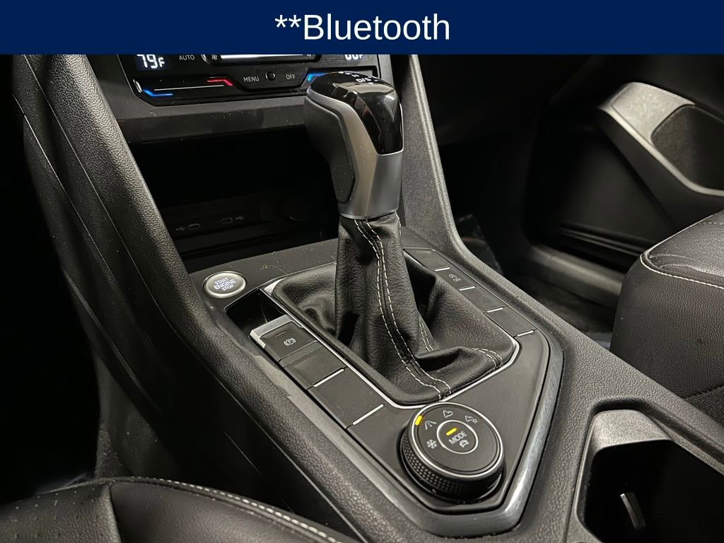 Used 2022 Volkswagen Tiguan SE w/ Panoramic Sunroof Package image 15