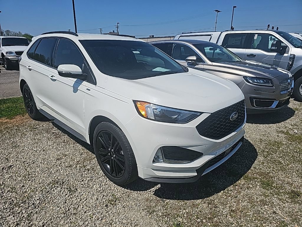 Used 2020 Ford Edge ST-Line w/ Cold Weather Package image 6