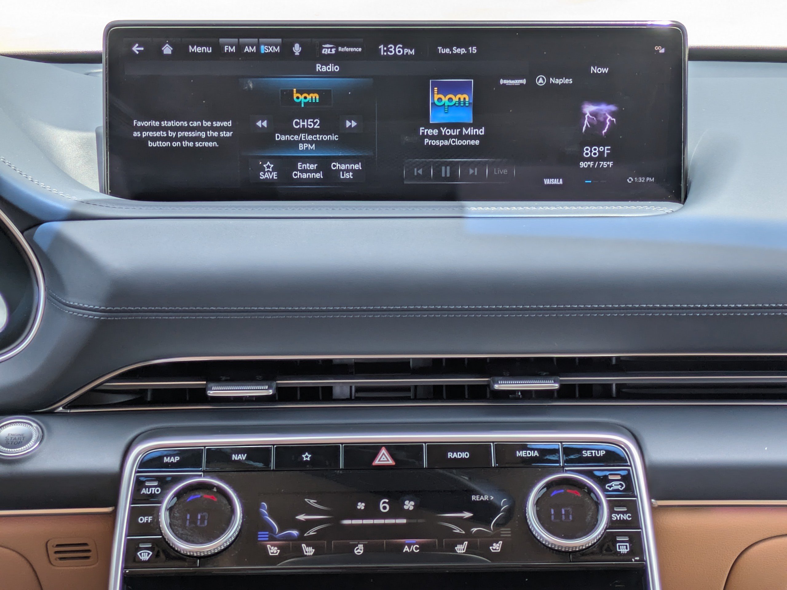 Certified 2024 Genesis GV80 3.5T Prestige Signature AWD/4WD image 17