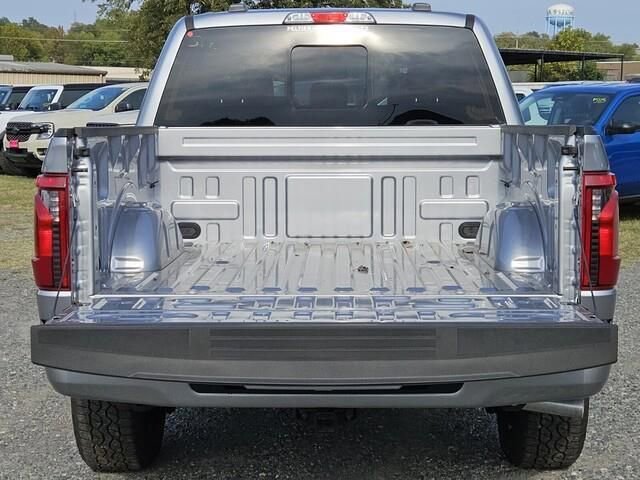 New 2025 Ford F150 XLT w/ Equipment Group 302A MID image 7