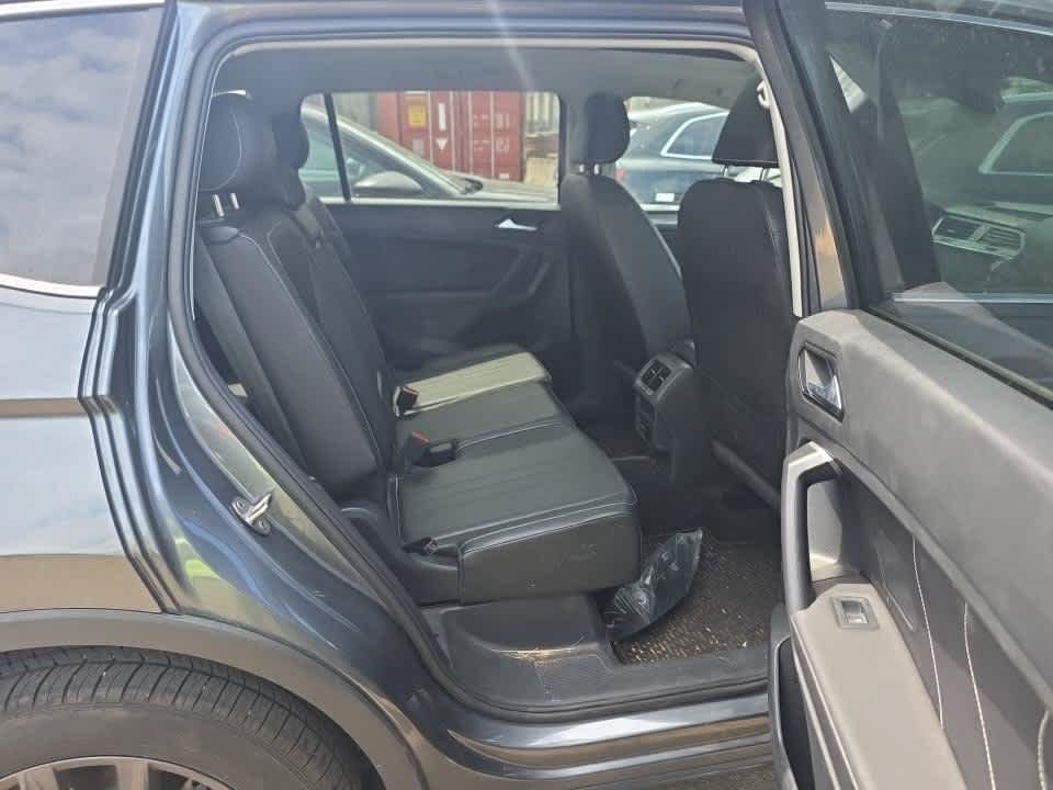 Used 2023 Volkswagen Tiguan SE FWD image 14