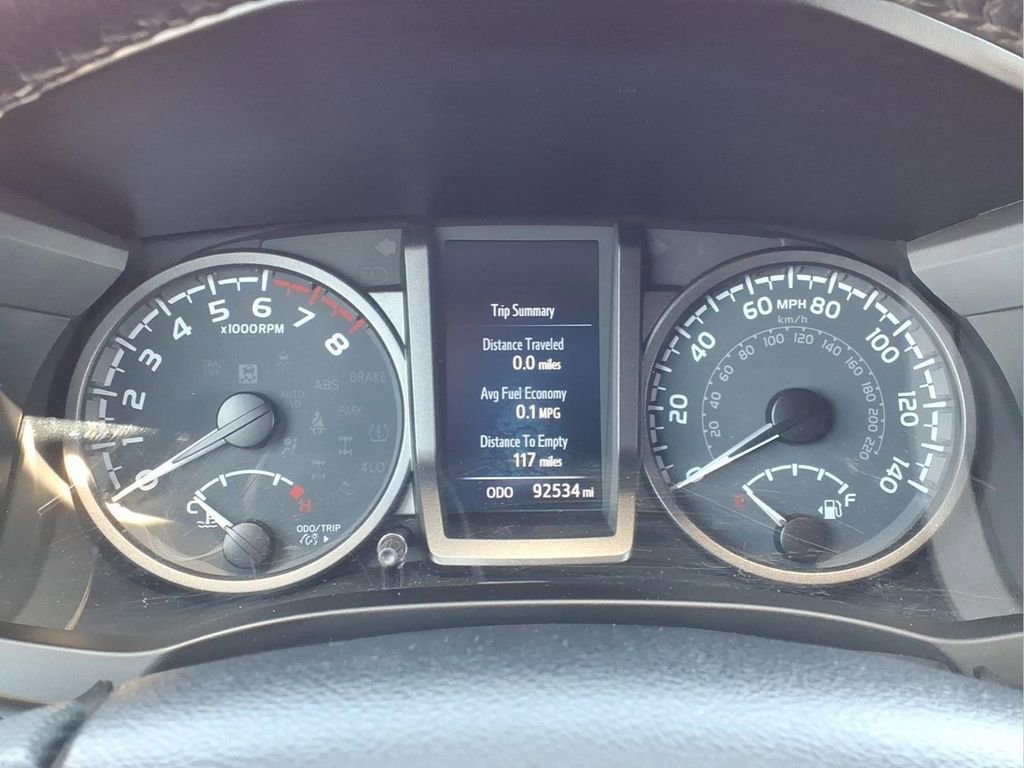 Used 2022 Toyota Tacoma TRD Off-Road w/ Technology Package image 26