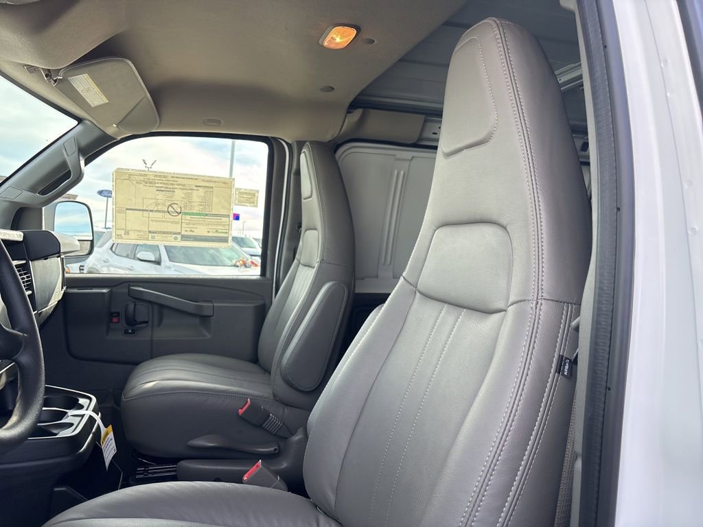 New 2025 Chevrolet Express 2500 w/ Driver Convenience Package RWD image 15