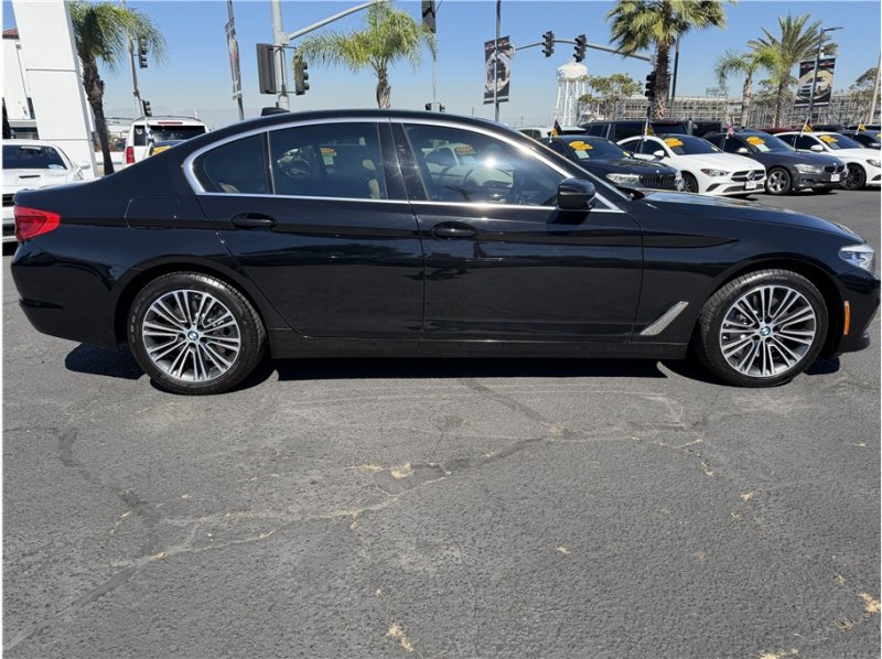 Used 2020 BMW 530i w/ Premium Package image 8