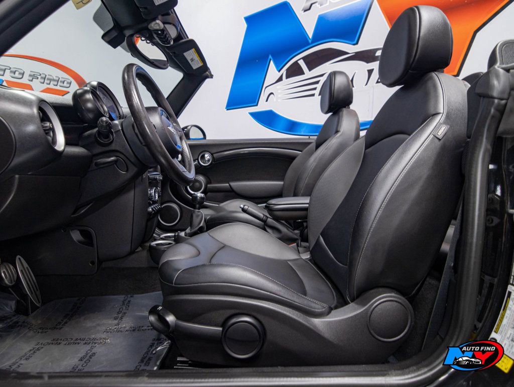 Used 2015 MINI Cooper S image 15