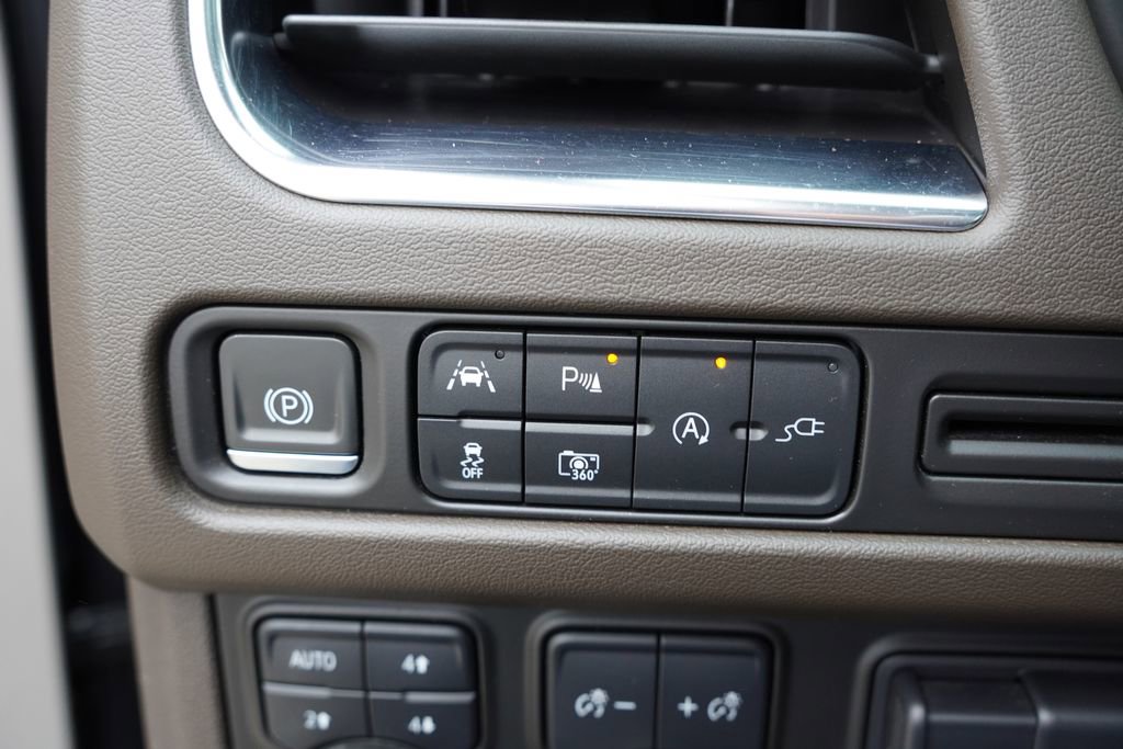 Used 2022 Chevrolet Tahoe LT w/ LT Signature Package image 29