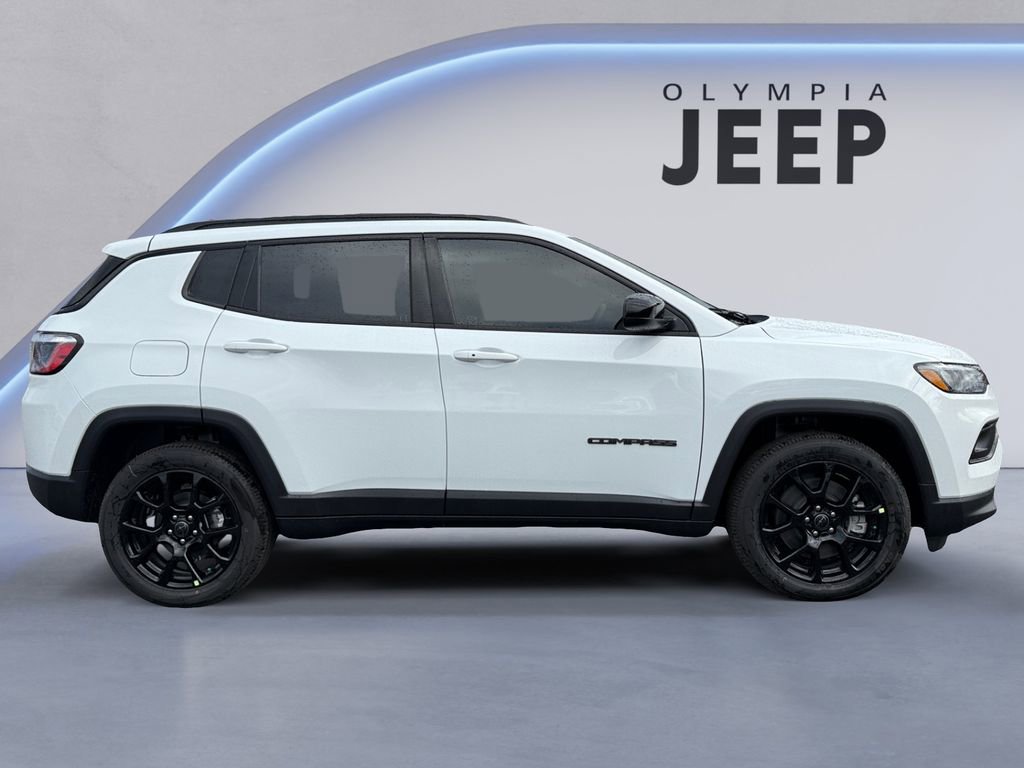 New 2026 Jeep Compass Latitude image 6