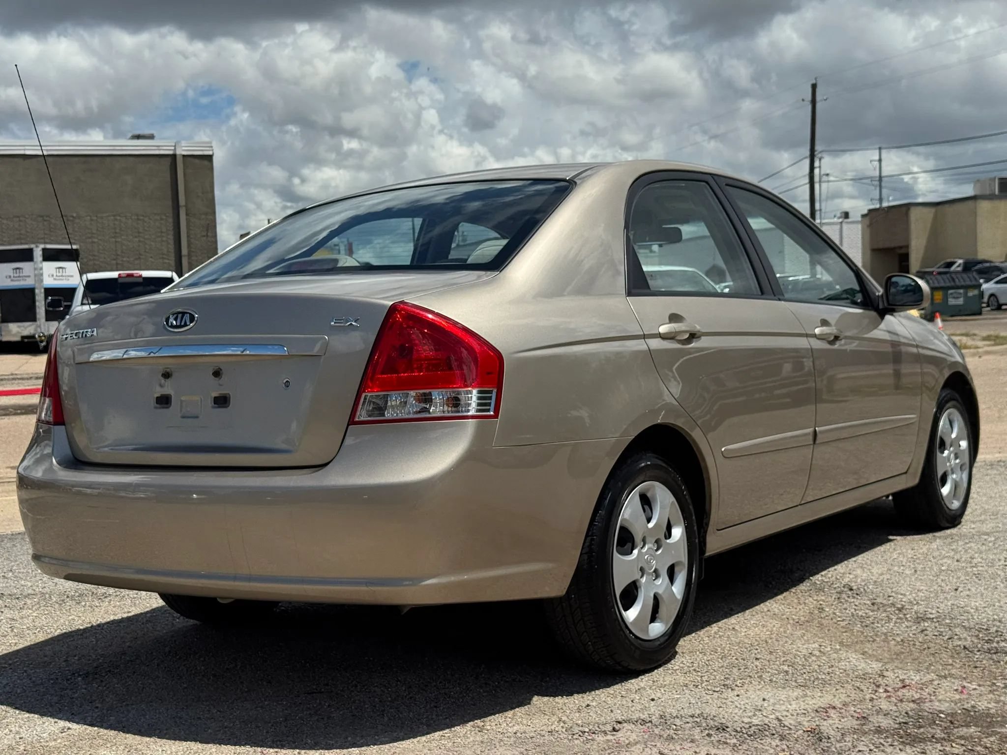Used 2008 Kia Spectra EX FWD image 7