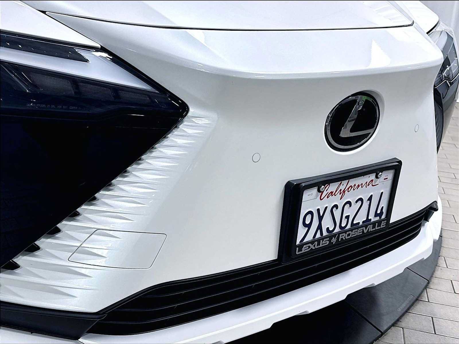 Used 2026 Lexus RZ 350e 2WD w/ Accessory Package (Z1) image 32