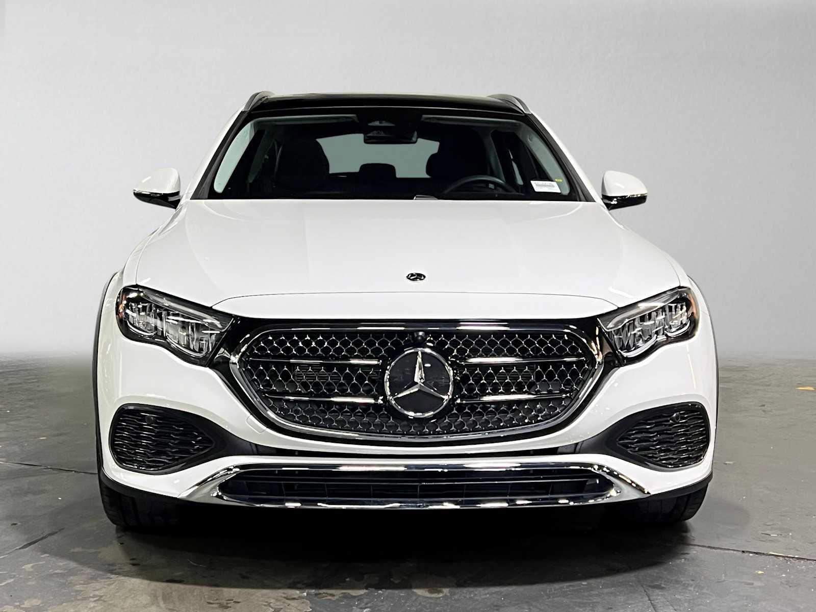 Certified 2026 Mercedes-Benz E 450 4MATIC All-Terrain Wagon image 9