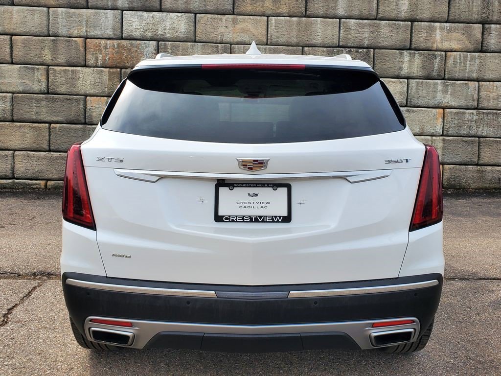 Certified 2023 Cadillac XT5 Premium Luxury w/ LPO, Floor Liner Package AWD/4WD image 4