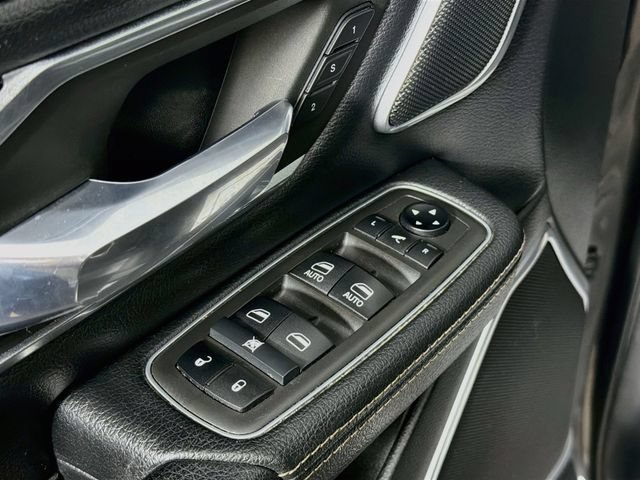Used 2021 RAM 1500 Laramie AWD/4WD image 18