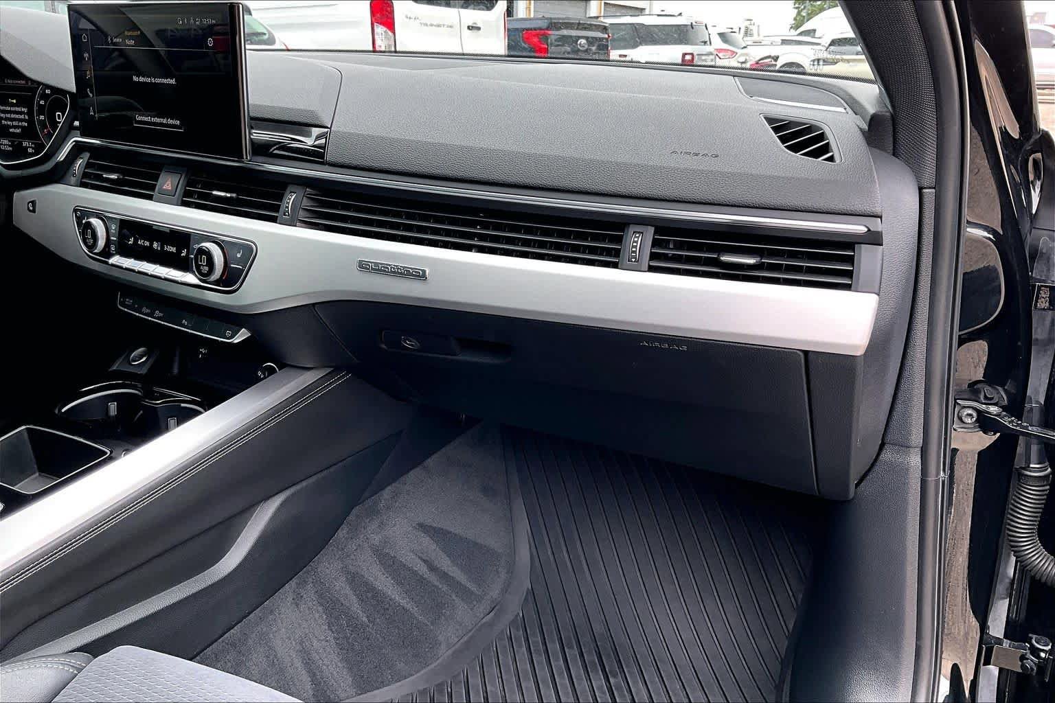 Used 2022 Audi A4 2.0T Premium Plus w/ Premium Plus Package AWD/4WD image 22