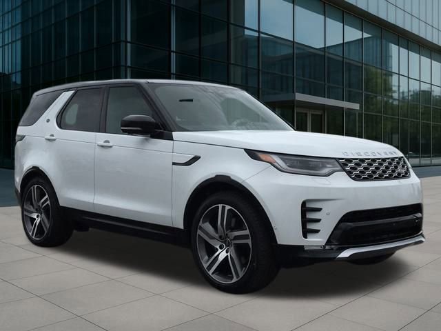 New 2023 Land Rover Discovery Metropolitan Edition image 7