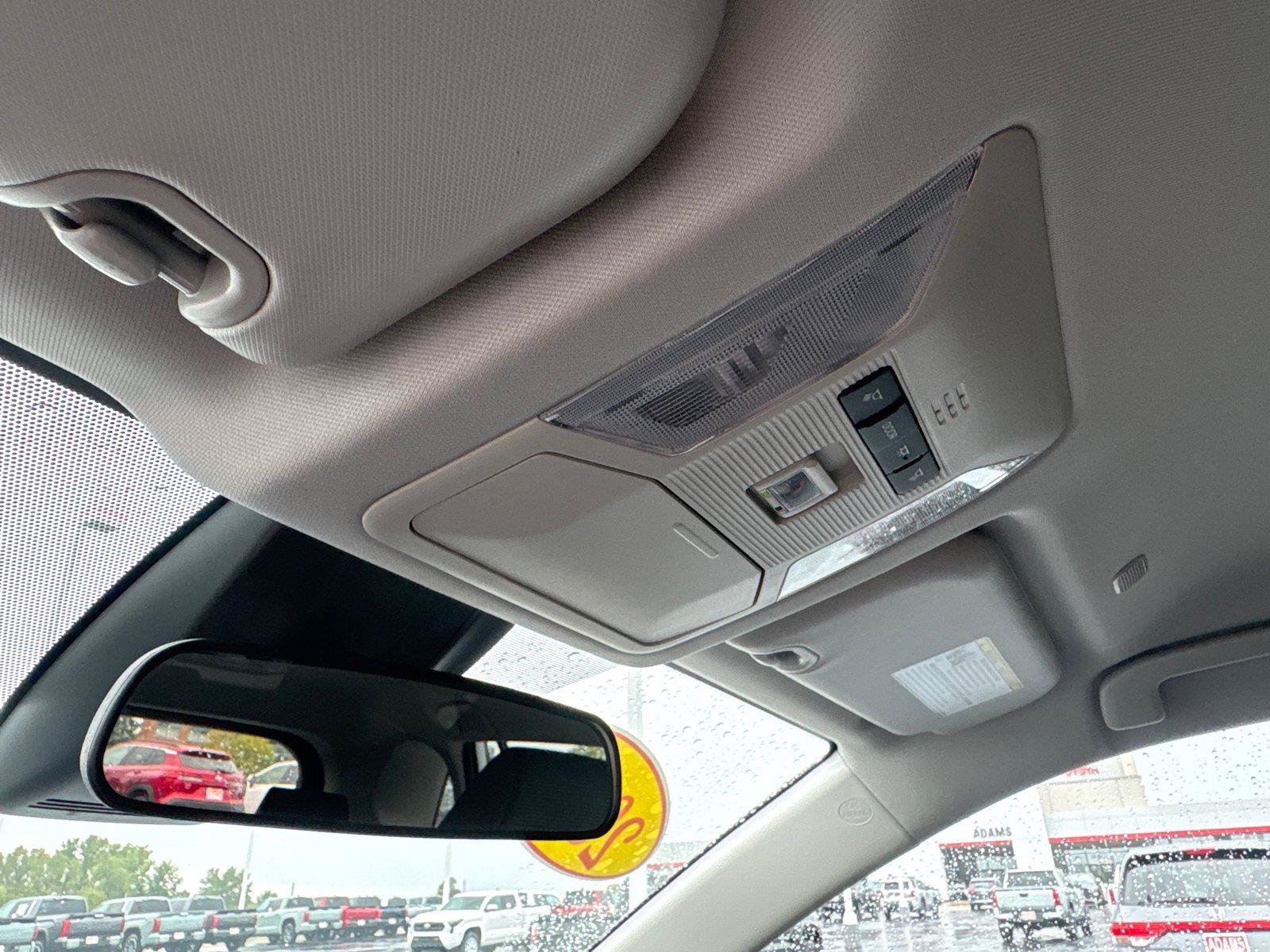 Certified 2025 Toyota RAV4 LE FWD image 30