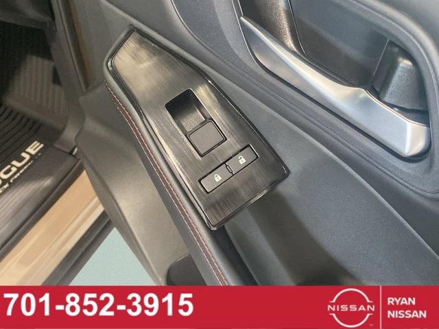 New 2026 Nissan Rogue SV w/ Rock Creek Premium Package AWD/4WD image 25
