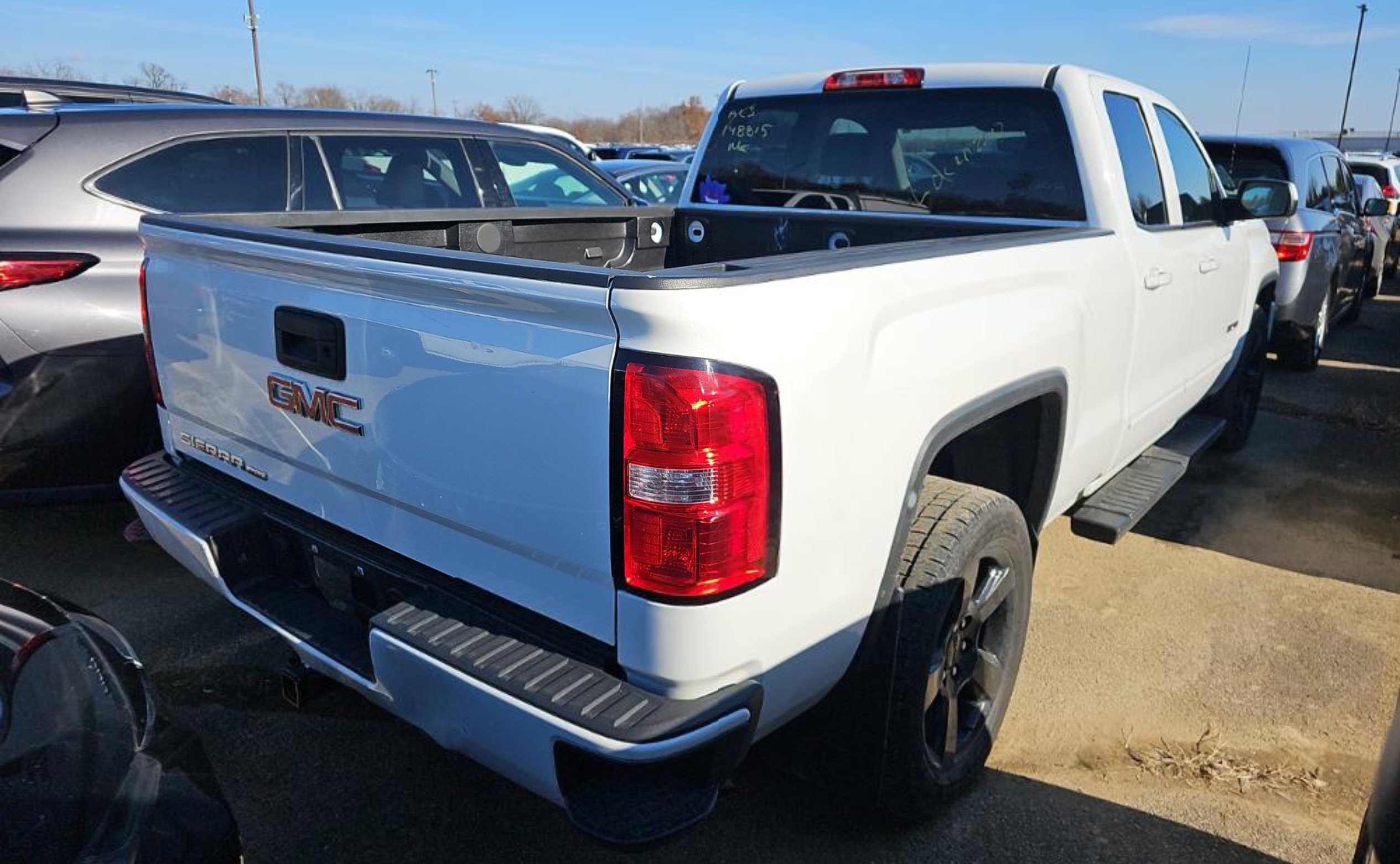 Used 2019 GMC Sierra 1500 Limited w/ Elevation Edition image 4