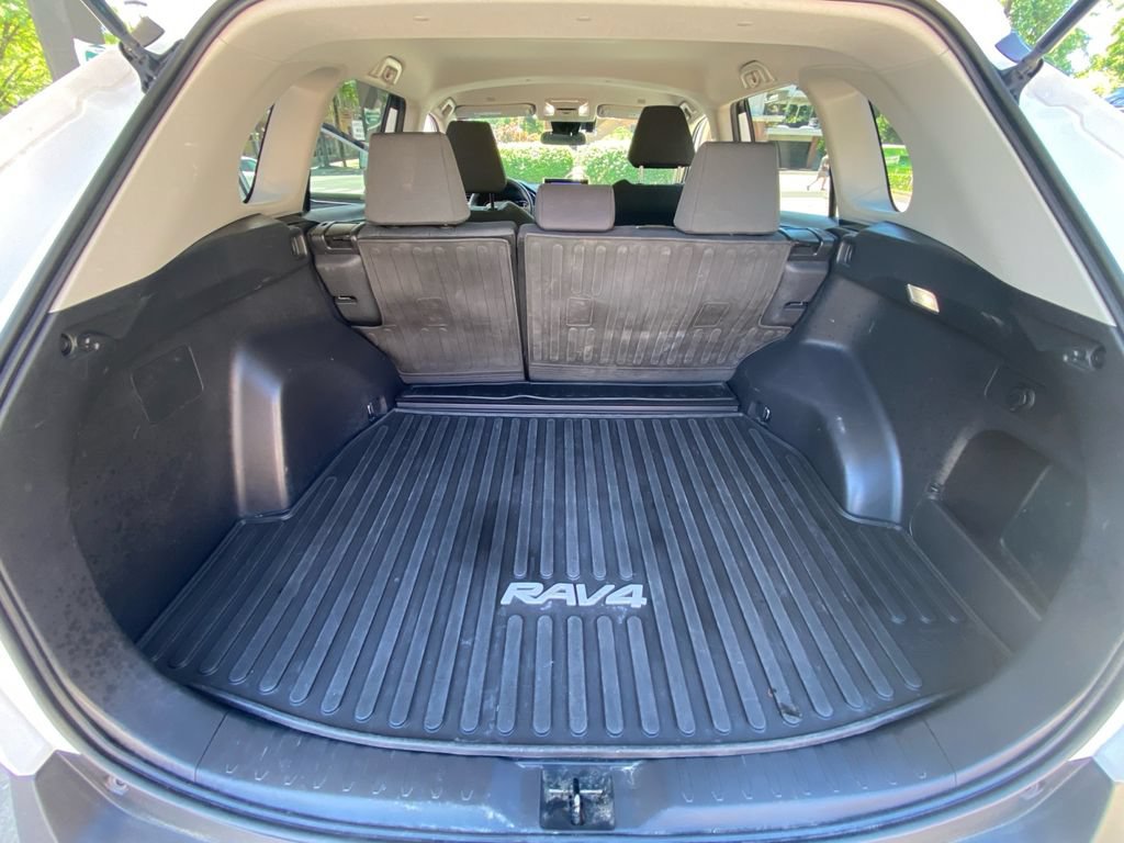 Used 2023 Toyota RAV4 XLE w/ XLE Grade Weather Package AWD/4WD image 30