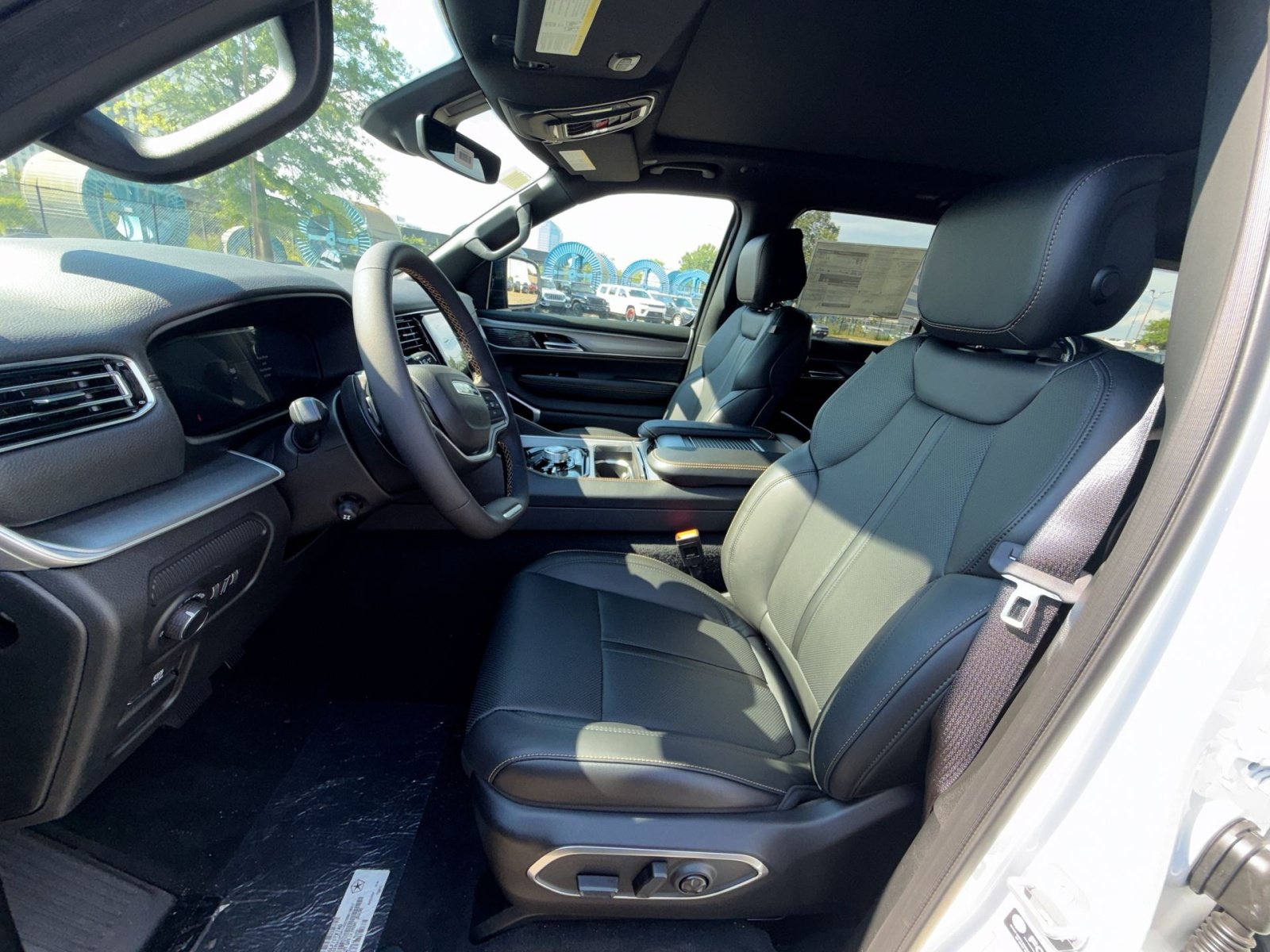 New 2026 Jeep Grand Wagoneer 4WD image 13