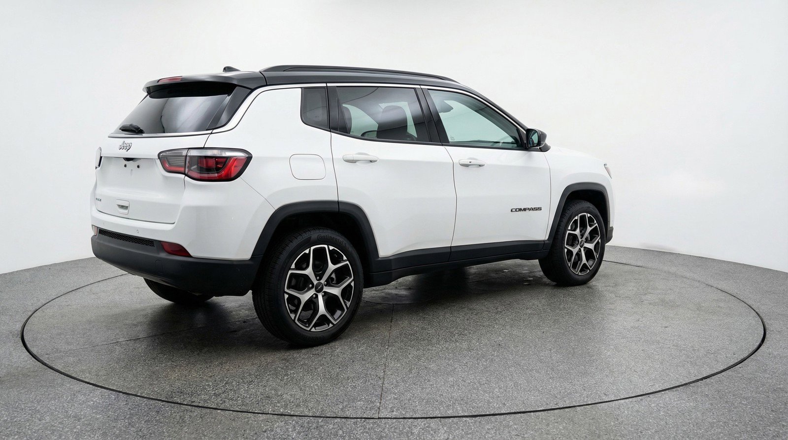 Used 2025 Jeep Compass Limited image 9