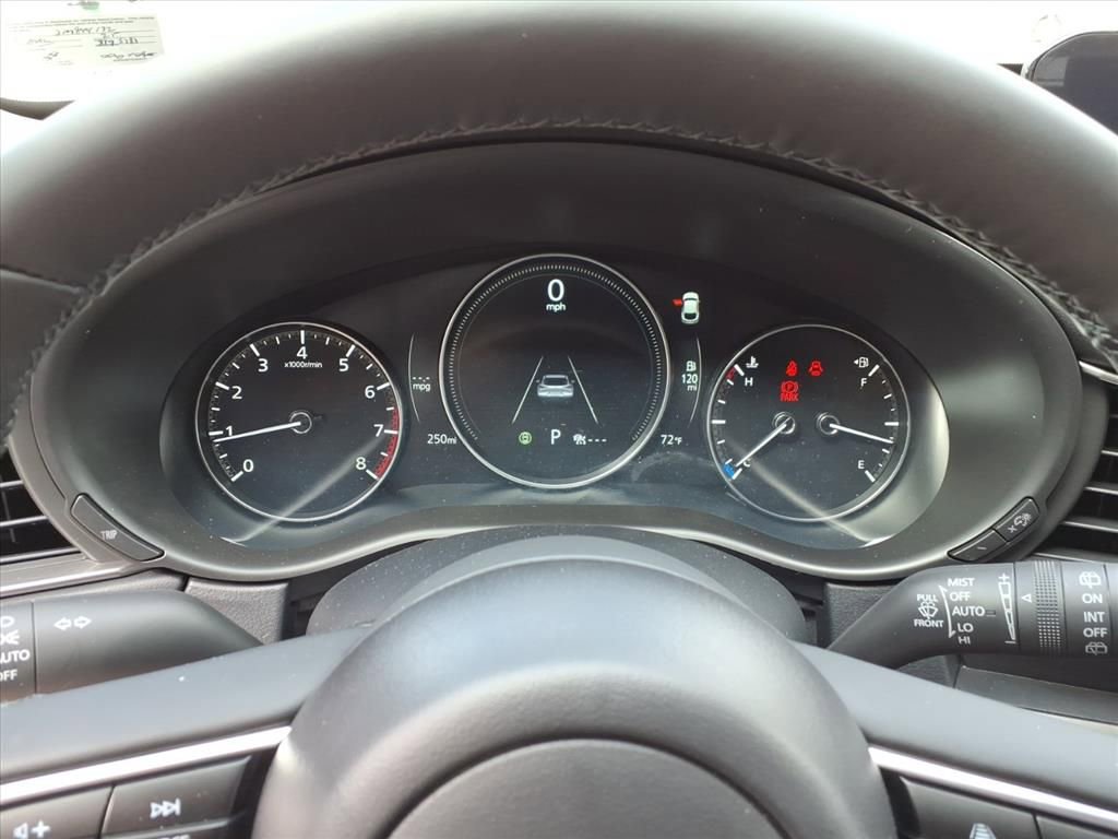 New 2025 MAZDA CX-30 AWD 2.5 S w/ Select Sport Pkg image 19