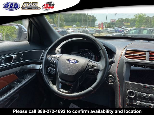 Used 2019 Ford Explorer XLT w/ Equipment Group 202A AWD/4WD image 19