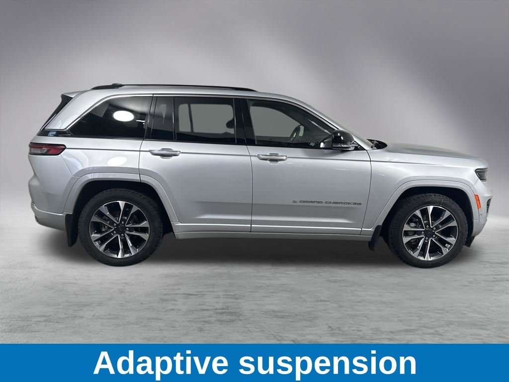 Used 2023 Jeep Grand Cherokee Overland w/ Luxury Tech Group IV image 11