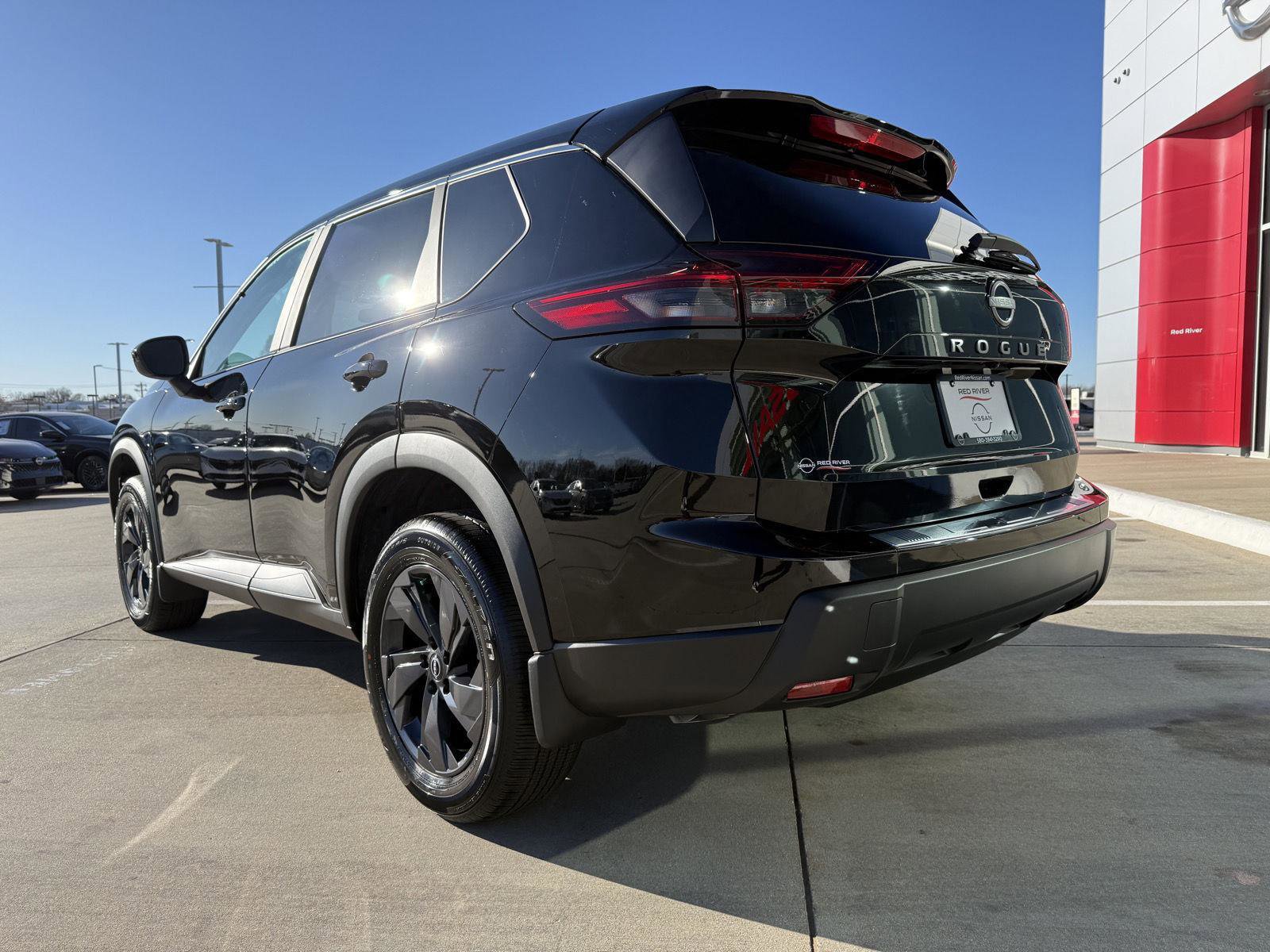 New 2026 Nissan Rogue SV FWD image 11