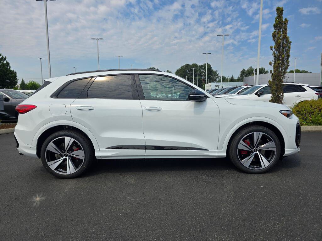 New 2026 Audi SQ5 Premium Plus AWD/4WD image 6