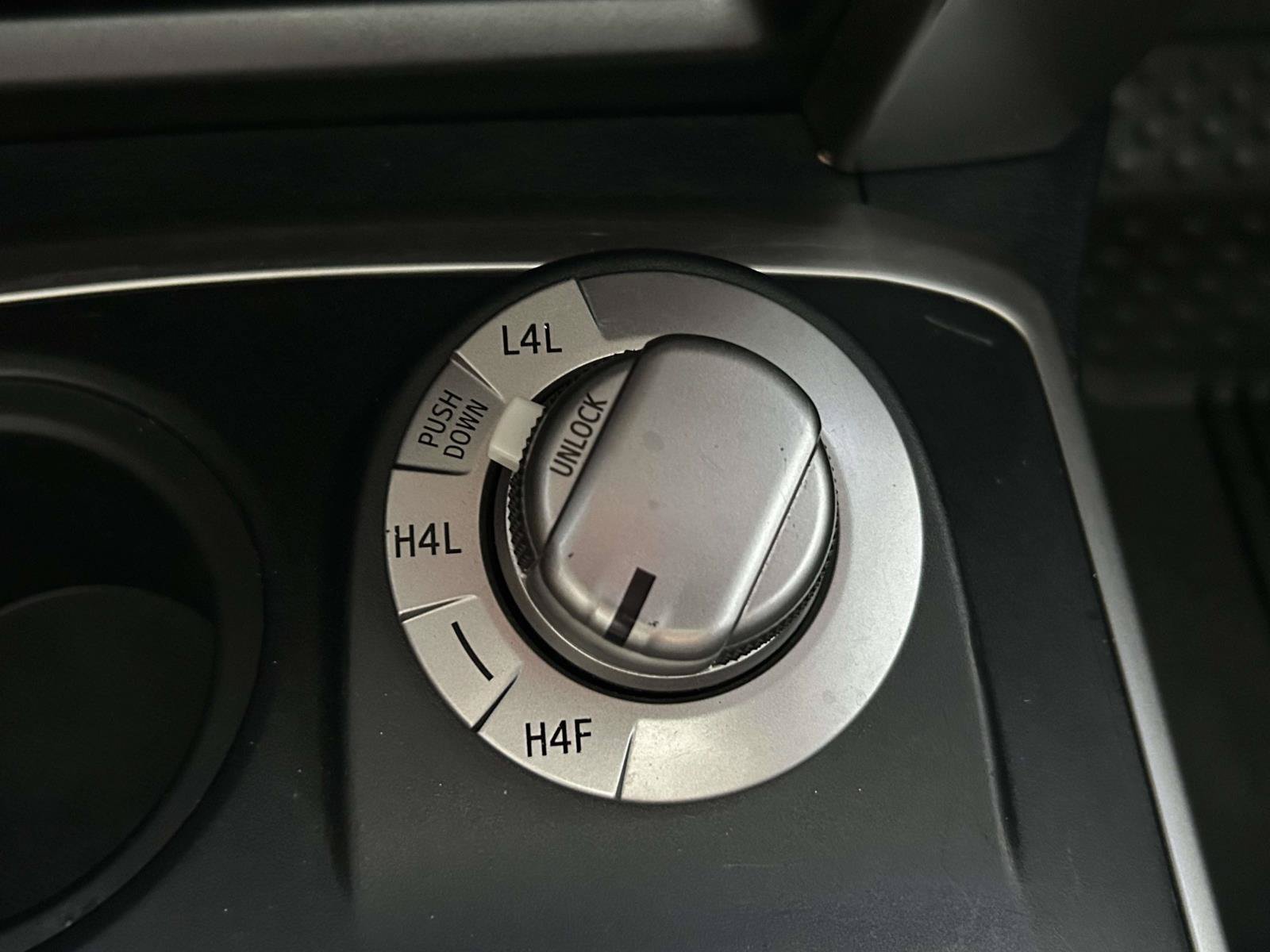 Used 2018 Toyota 4Runner Limited AWD/4WD image 22