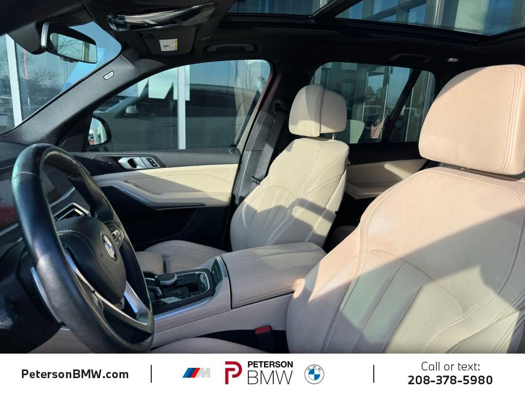 Used 2022 BMW X5 xDrive40i w/ Luxury Seating Package image 17
