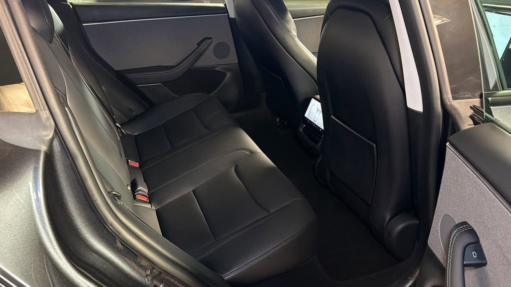 Used 2024 Tesla Model 3 Long Range image 12