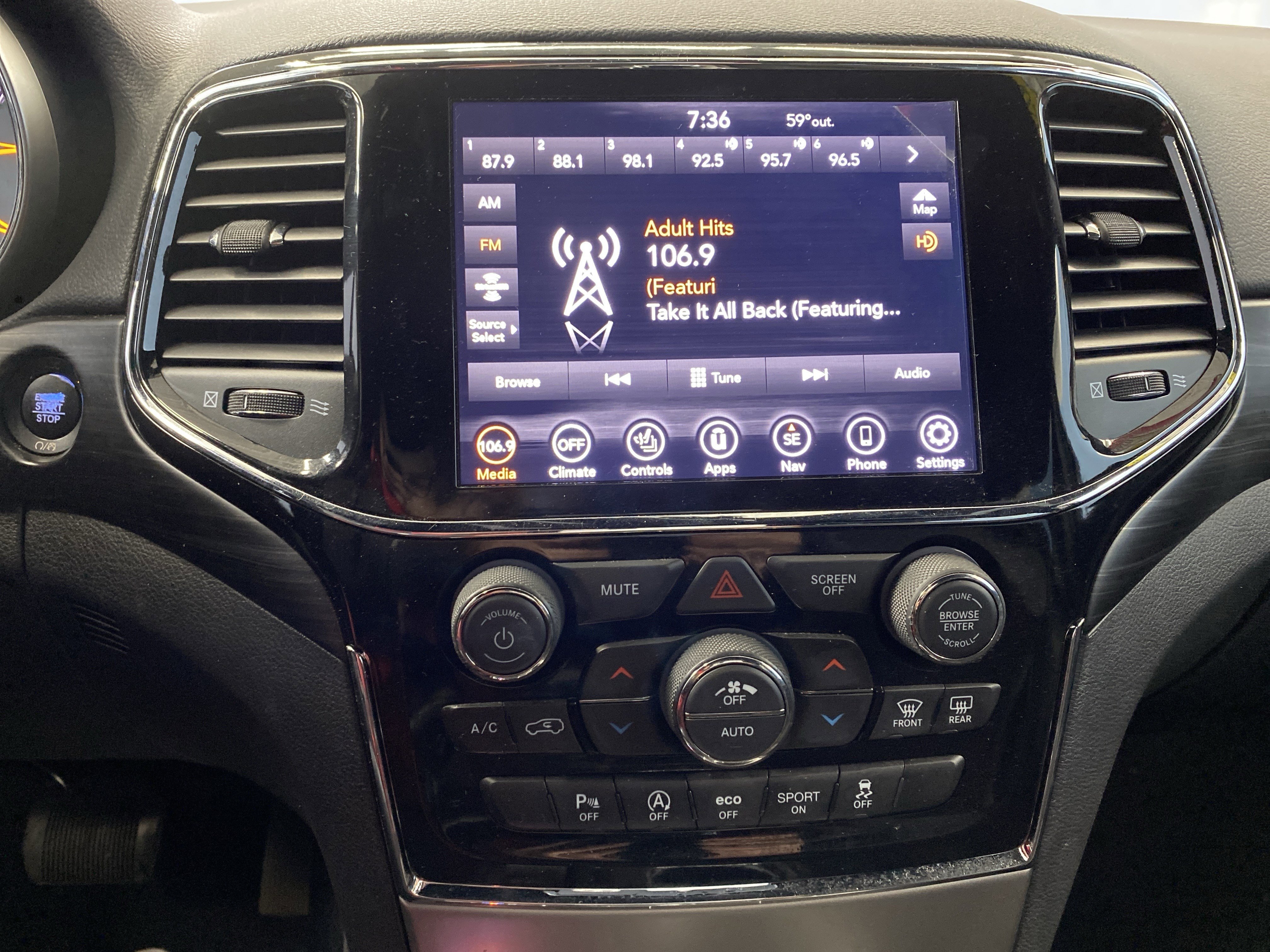 Certified 2020 Jeep Grand Cherokee Altitude image 17