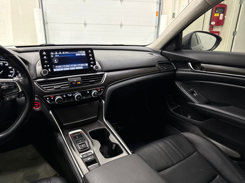 Used 2022 Honda Accord Touring image 15