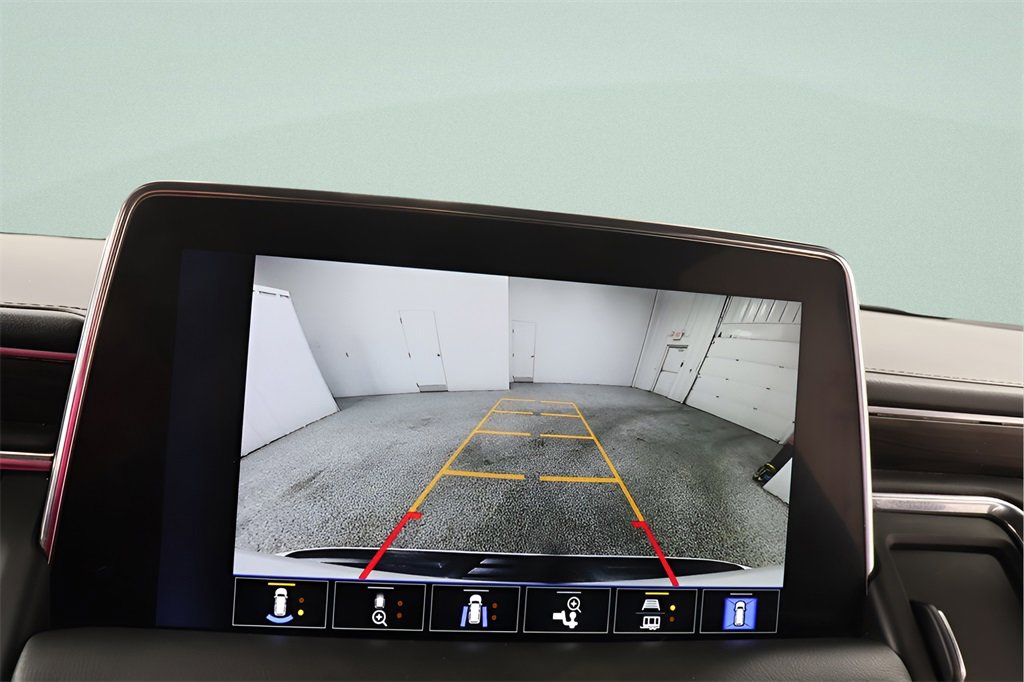 Used 2022 Chevrolet Tahoe LT w/ Luxury Package image 15