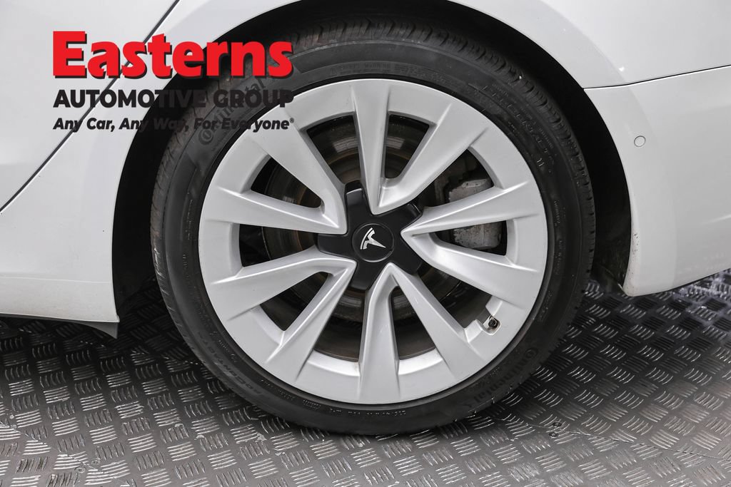 Used 2021 Tesla Model 3 Standard Range Plus RWD image 8