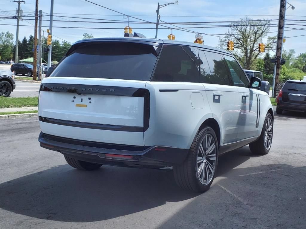 Used 2024 Land Rover Range Rover Autobiography AWD/4WD image 5