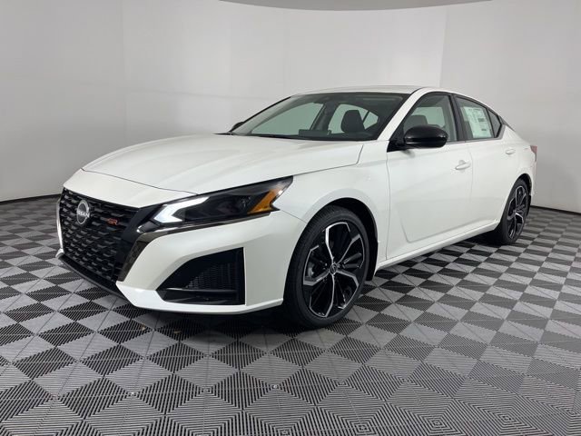 New 2025 Nissan Altima 2.5 SR w/ SR Premium Package image 5