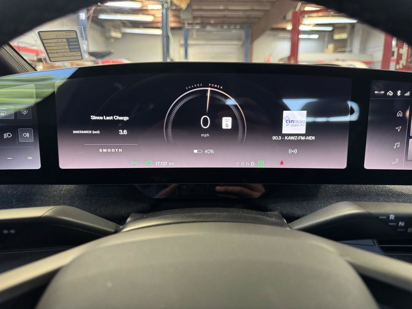 Used 2024 Lucid Air Touring AWD/4WD image 16