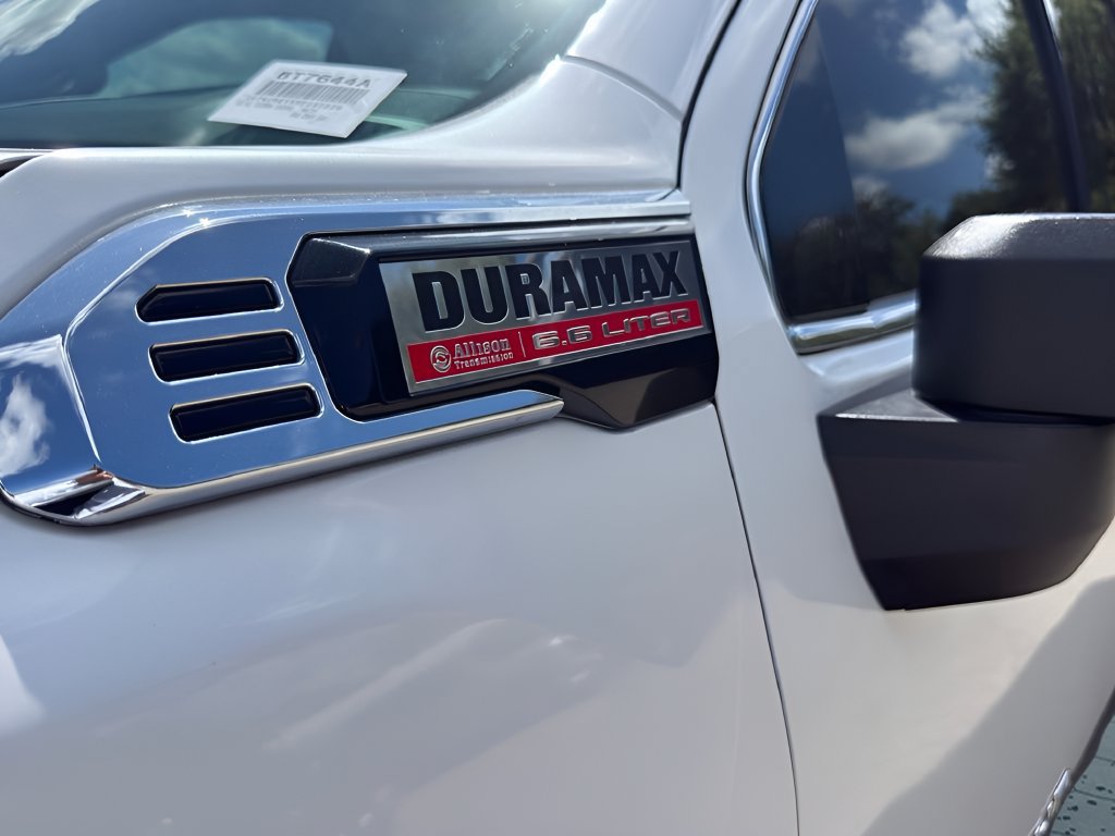 Used 2025 GMC Sierra 2500 Denali w/ Denali Reserve Package AWD/4WD image 7