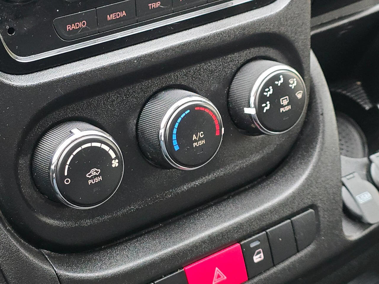 Used 2021 RAM ProMaster 1500 image 29